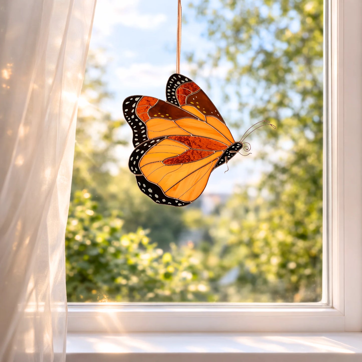 Monarch Butterfly Side-view · Stained Glass Suncatcher