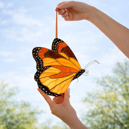 Monarch Butterfly Side-view · Stained Glass Suncatcher