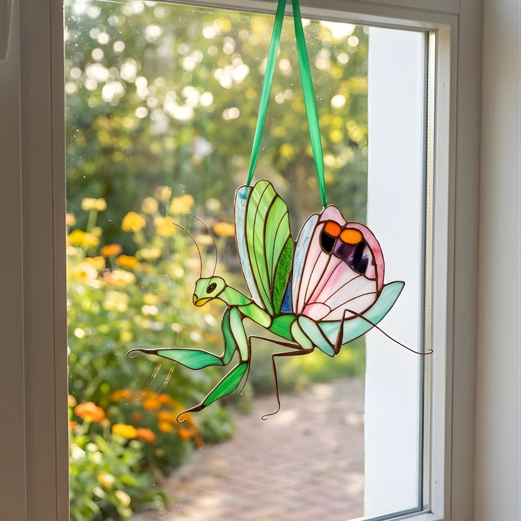 Praying Mantis with Flolar Wing · Stained Glass Suncatcher